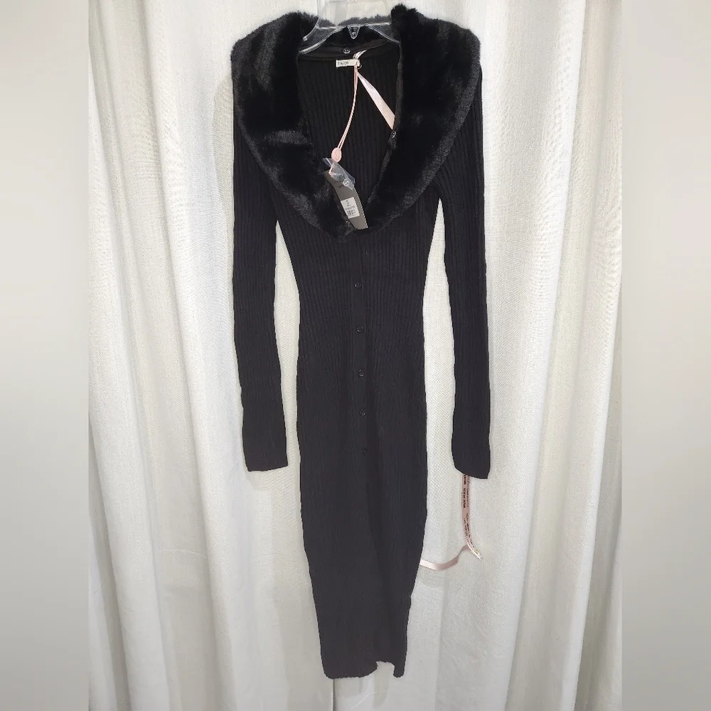 NWT House of CB Raine Black‎ Faux Fur Button Down Sweater Midi Dress M - Picture 6 of 8